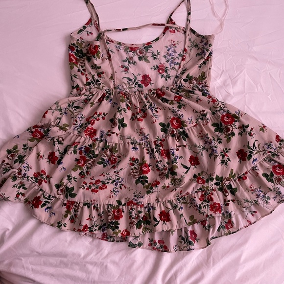 Floral Flowy Tank Top - Picture 3 of 4